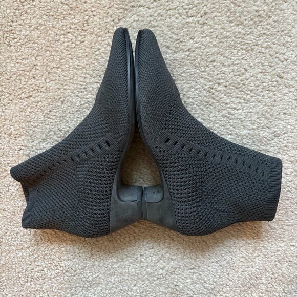 Eileen Fisher minimal gray knitted Purl booties with suede accents size 5 - Picture 5 of 6